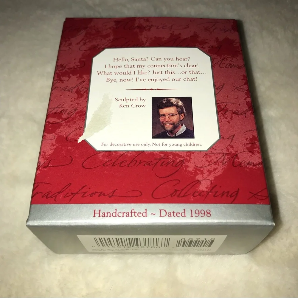Vintage Hallmark Keepsake Ornament Chatty Chipmunk Handcrafted - Dated 1998
